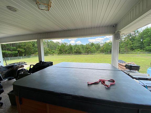 5th image of 14530 Mallett Rd