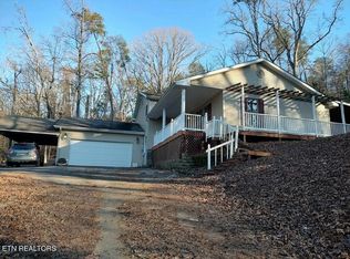 3409 Regent Ln, Kodak, TN 37764