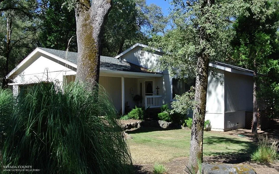 12990 Golden Trout Way photo 1