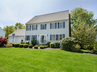 14 Blackthorn Dr, Worcester, MA 01609