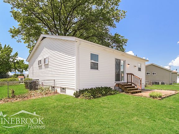 4th image of 7417 Lynn Grove Ct