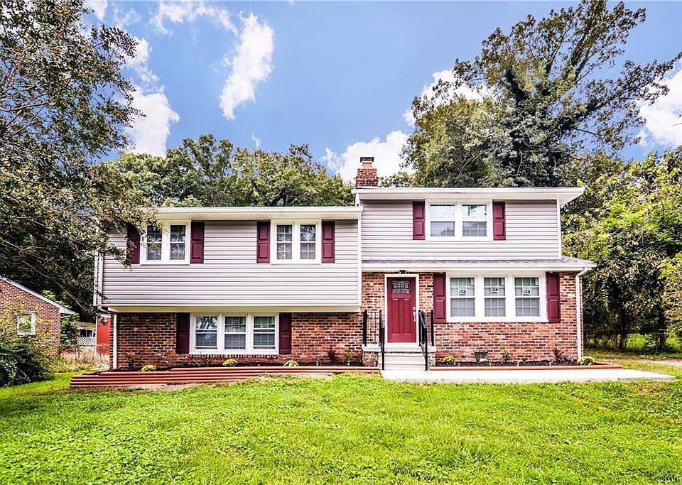 1st image of 8325 Trout Ln