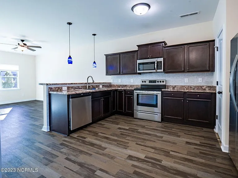 506 Justice Farm Dr — Photo 7