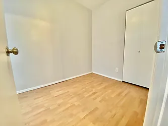 Rented by Papp Realty