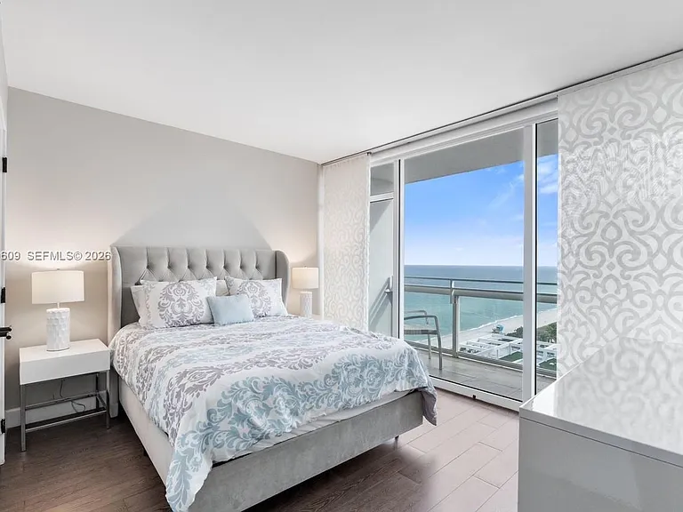 6801 Collins Ave #LPH10 — Photo 10