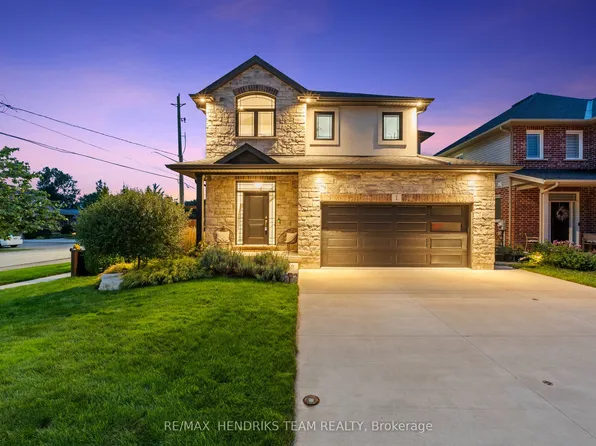 1 Olde School Ct, Saint Catharines, ON L2N 0B1