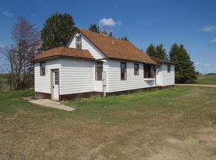 18392 Cormant Rd NE, Kelliher, MN 56650