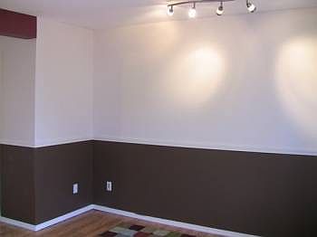 4th image of 123 NE Myreboe St APT A