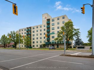 421 Fairview Dr #503, Brantford, ON N3R7M3