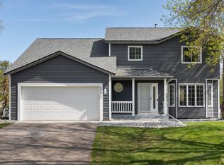 8858 Acadia Rd, Woodbury, MN 55125