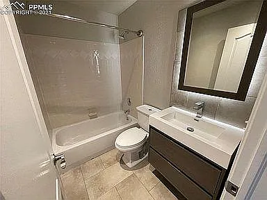 3263 Atrium Point — Photo 26