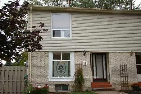 3 bed, $2,800 — Photo 1