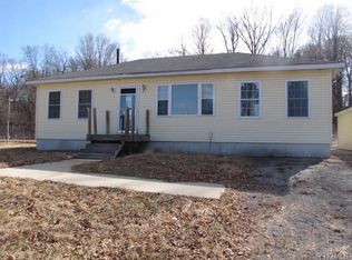 2 Hilo Dr, Campbell Hall, NY 10916