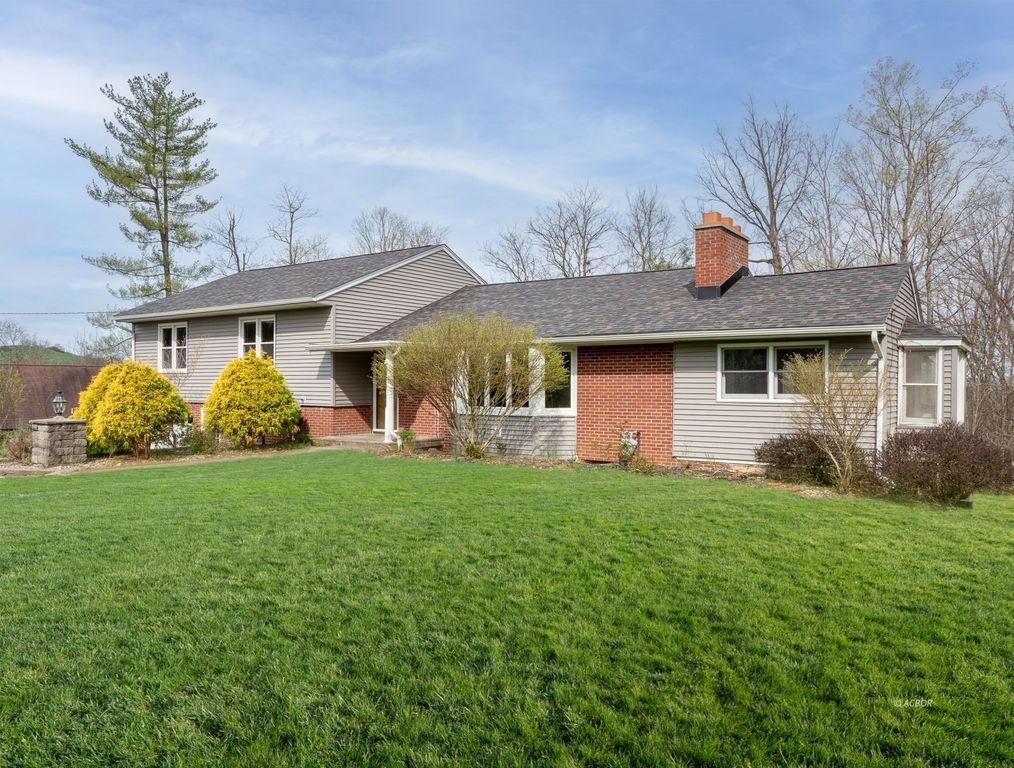 Real estate listing image