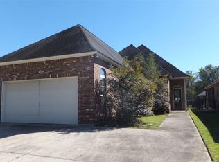 21163 Waterfront East Dr, Maurepas, LA 70449