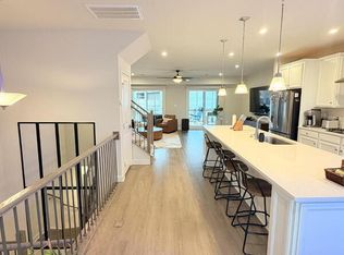 2667 Velocity Rd, Herndon, VA 20171