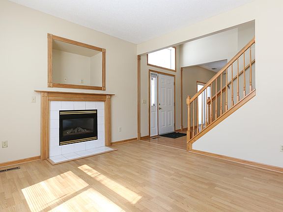 2nd image of 689 Woodduck Dr Unit F-1