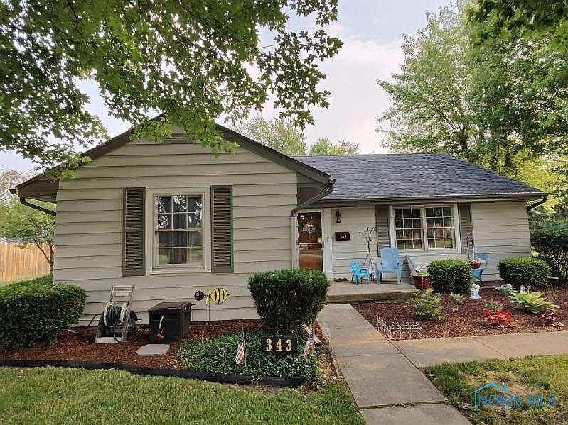 1st image of 343 Fairlawn Pl
