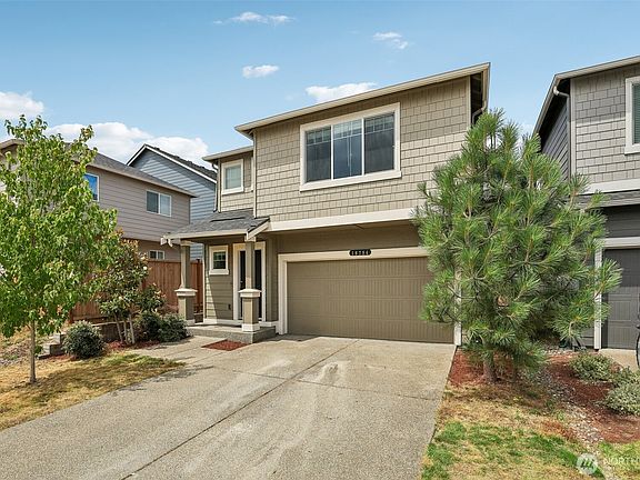 3rd image of 18784 108th Avenue E