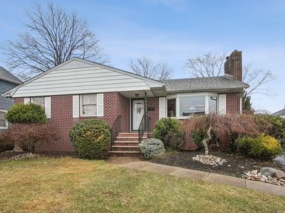 42 Frederick St, Carteret, NJ, 07008