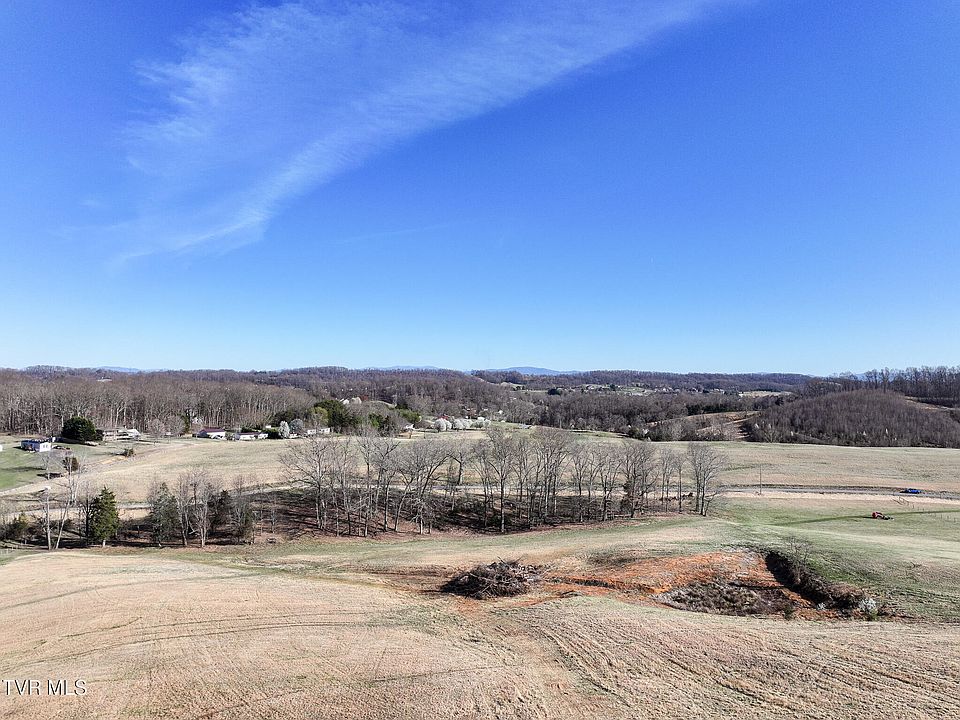 1st image of 16AC S Jackson Rd