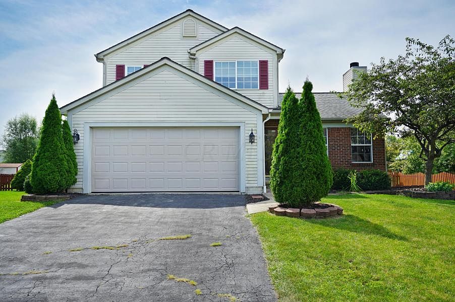 1st image of 149 Brooksedge Dr