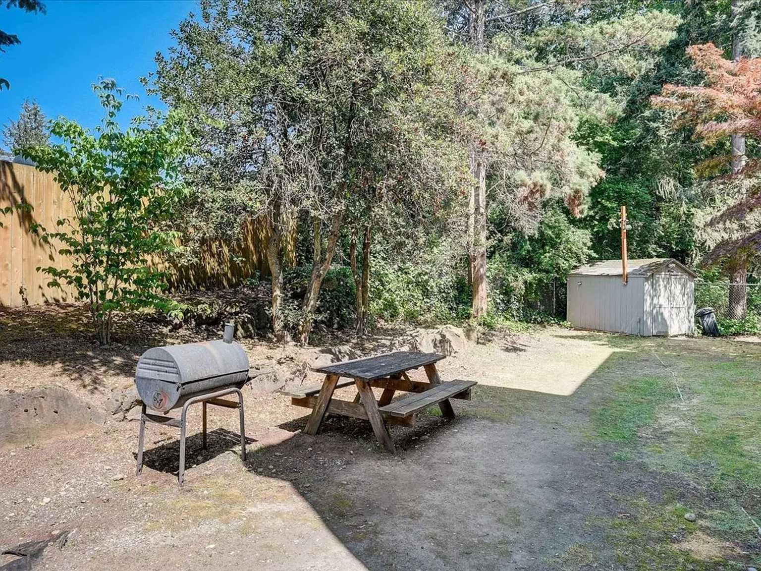 Northgate Manor — Photo 2