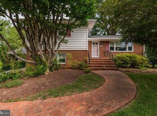 7107 Tyndale St, Mc Lean, VA 22101