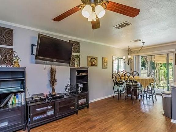 5th image of 10509 Garbacz Dr