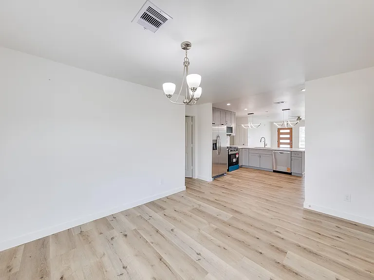 3635 Ward St — Photo 12