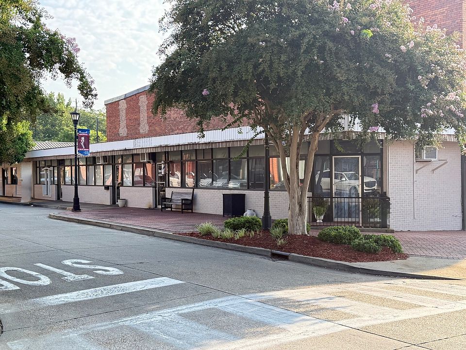 1st image of 6 W Front St N