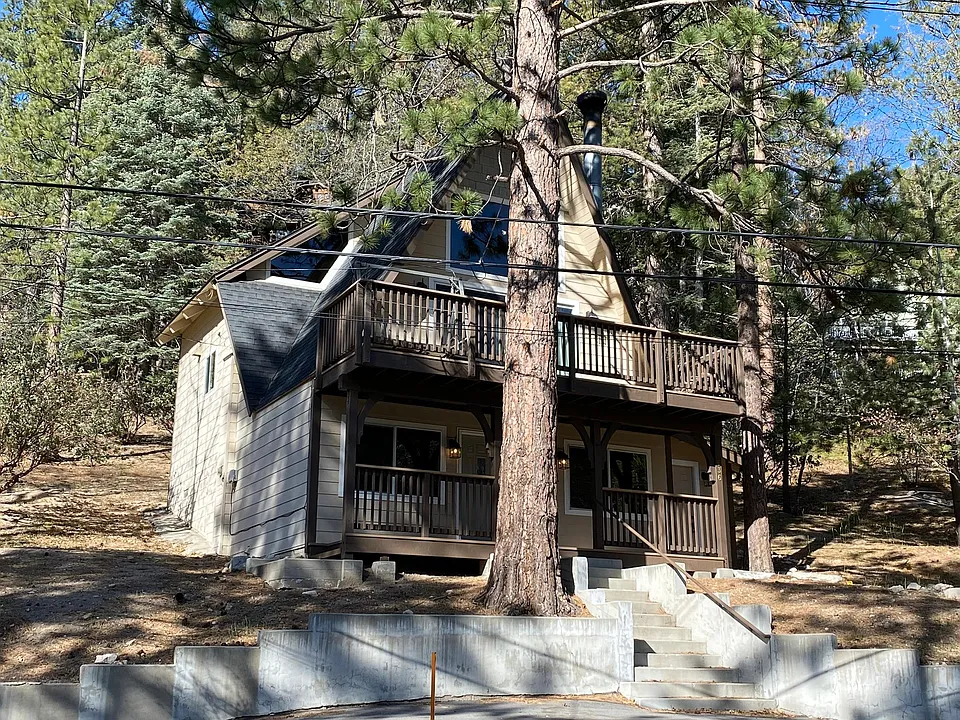 636 Brentwood Dr