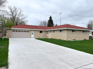 1835 Cheshire Dr, Cheyenne, WY 82001
