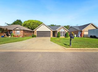 7720 Parkview Dr, Fort Smith, AR 72916
