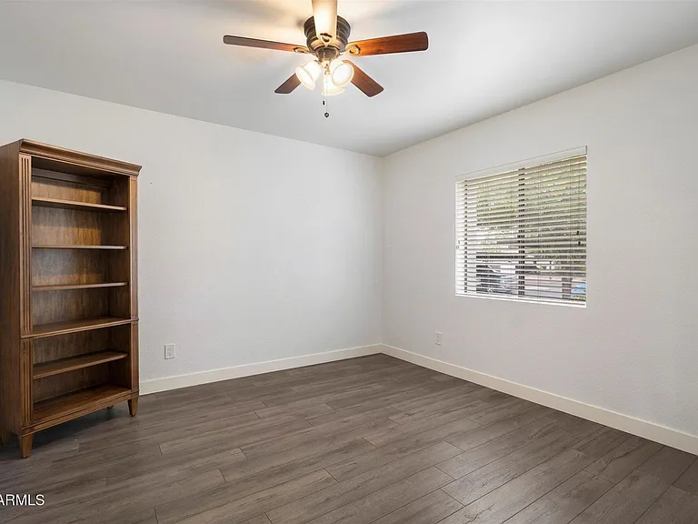 3069 E Cannon Dr — Photo 22