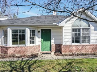 18470 Woodside Xing S, Strongsville, OH