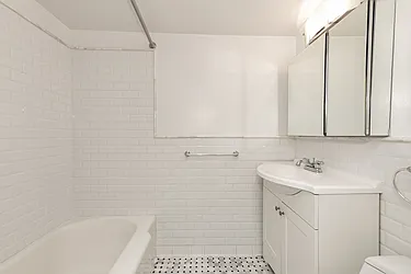 Rented by Stonehenge NYC LLC