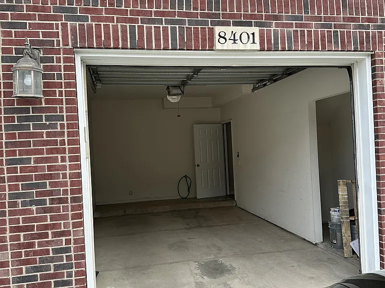 8401 Towne Center Cir S #5-60 — Photo 34