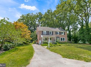 1220 Hillcrest Rd, Lancaster, PA 17603