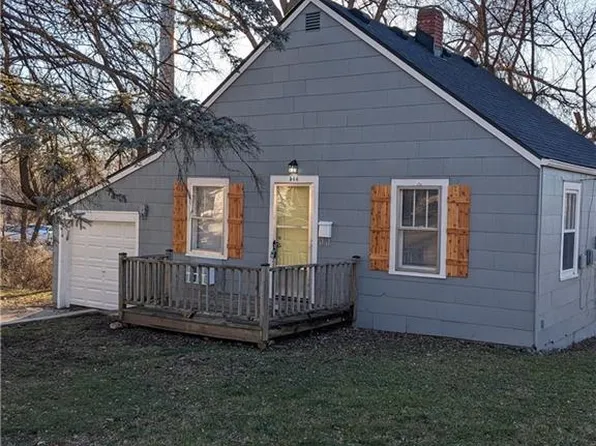 546 S Cedar Ave, Independence, MO 64053