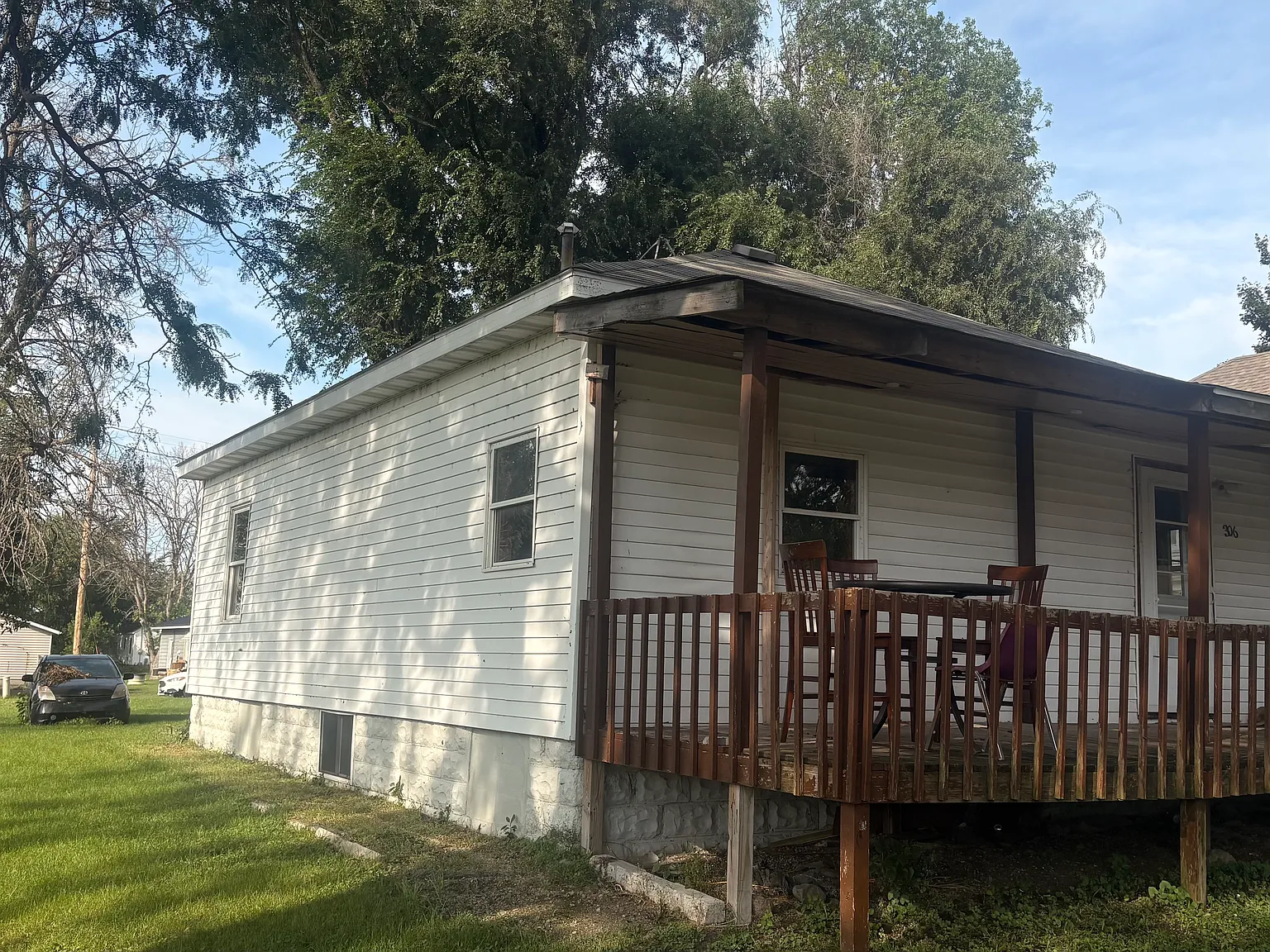 2 bed, 768 sqft, $850 — Photo 2