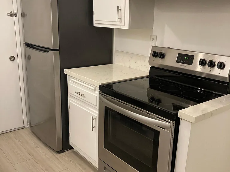 1 Bed + 1 Bath - Unit 104 Kitchen