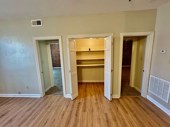 4th image of 916 Dumaine St #4