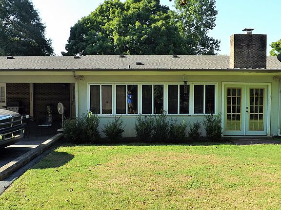 2nd image of 506 Bluebell Ave