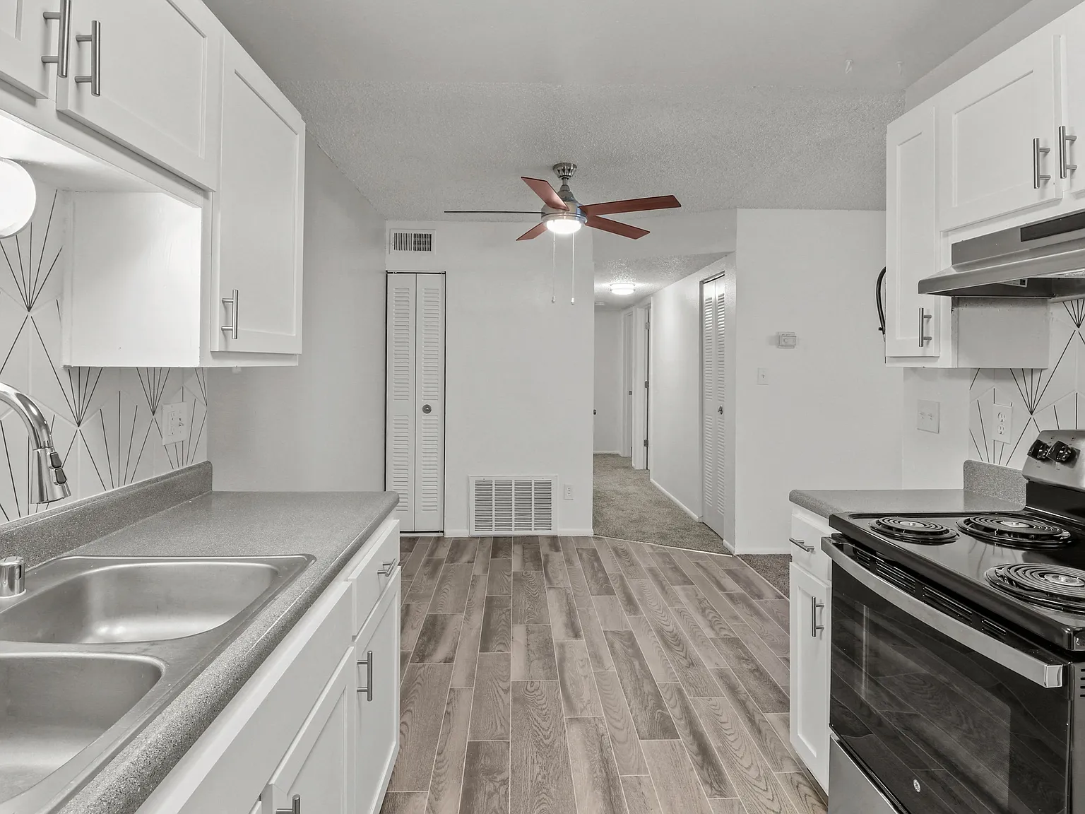 CIBOLA VILLAGE — Photo 4