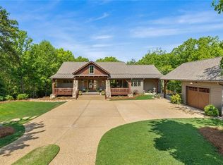 1100 S Laceola Rd, Cleveland, GA 30528