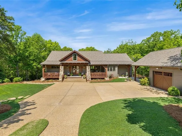 1100 S Laceola Rd, Cleveland, GA 30528