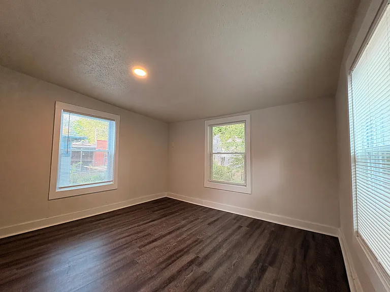 3011 Holmes St — Photo 22