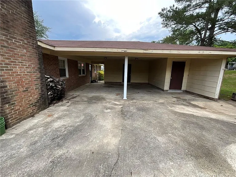 2235 Memory St — Photo 12