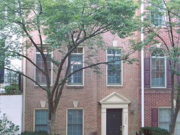 1324 N Adams Ct, Arlington, VA 22201